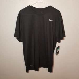 NIKE dri-fit mens black tshit